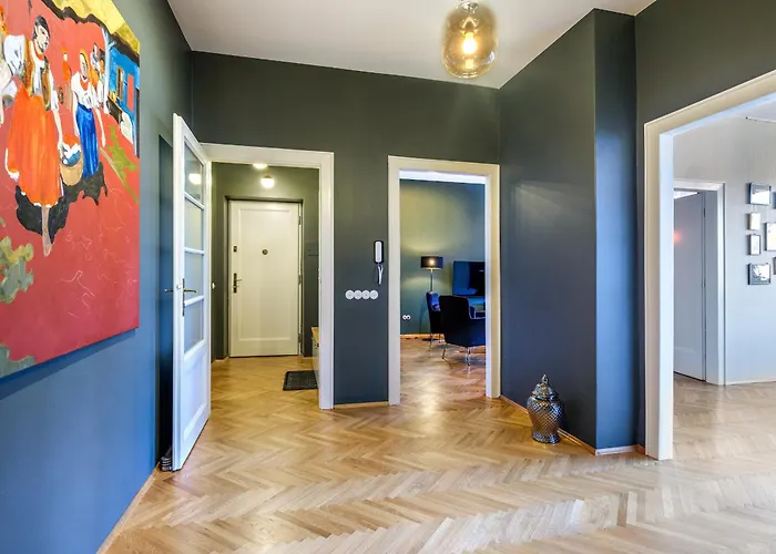 Tyzenhauz Grand Apartaments